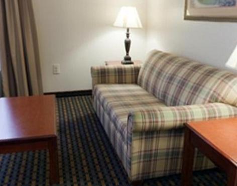 Express & By Ihg 2*