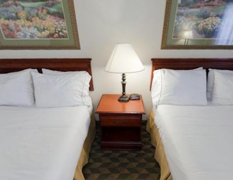 Express & By Ihg Hotel Laurinburg