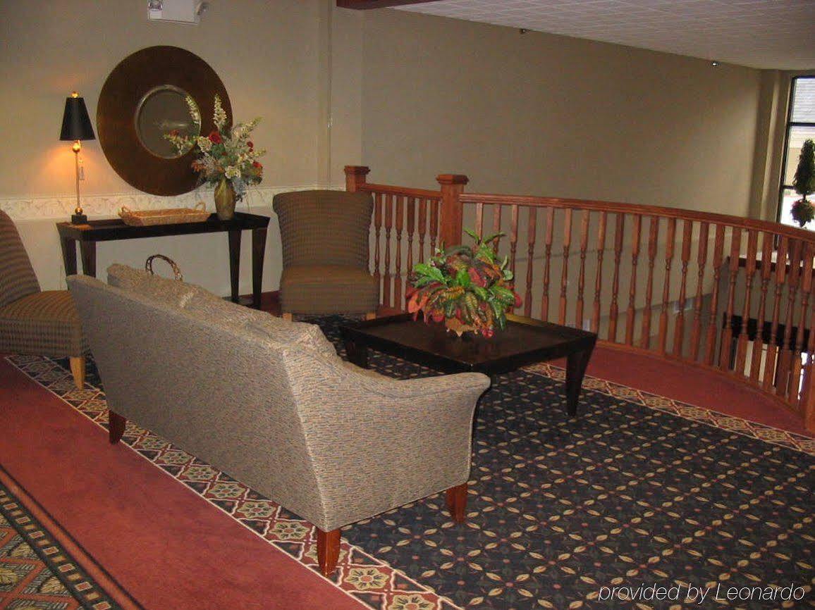 Hotel Express & By Ihg 2*