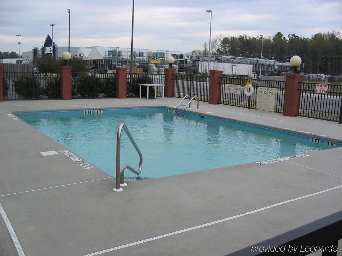 Express & By Ihg 2* Laurinburg